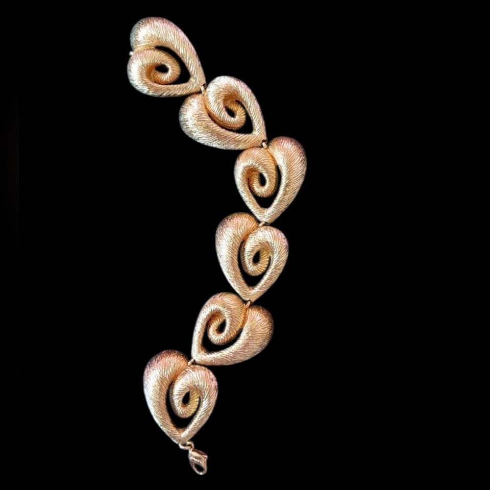 Grosse Vintage Gold Plated Heart Bracelet